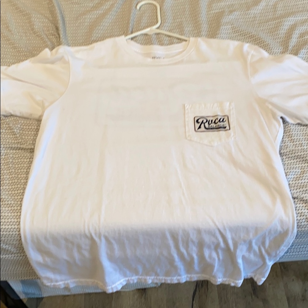 Rvca left pocket tshirt